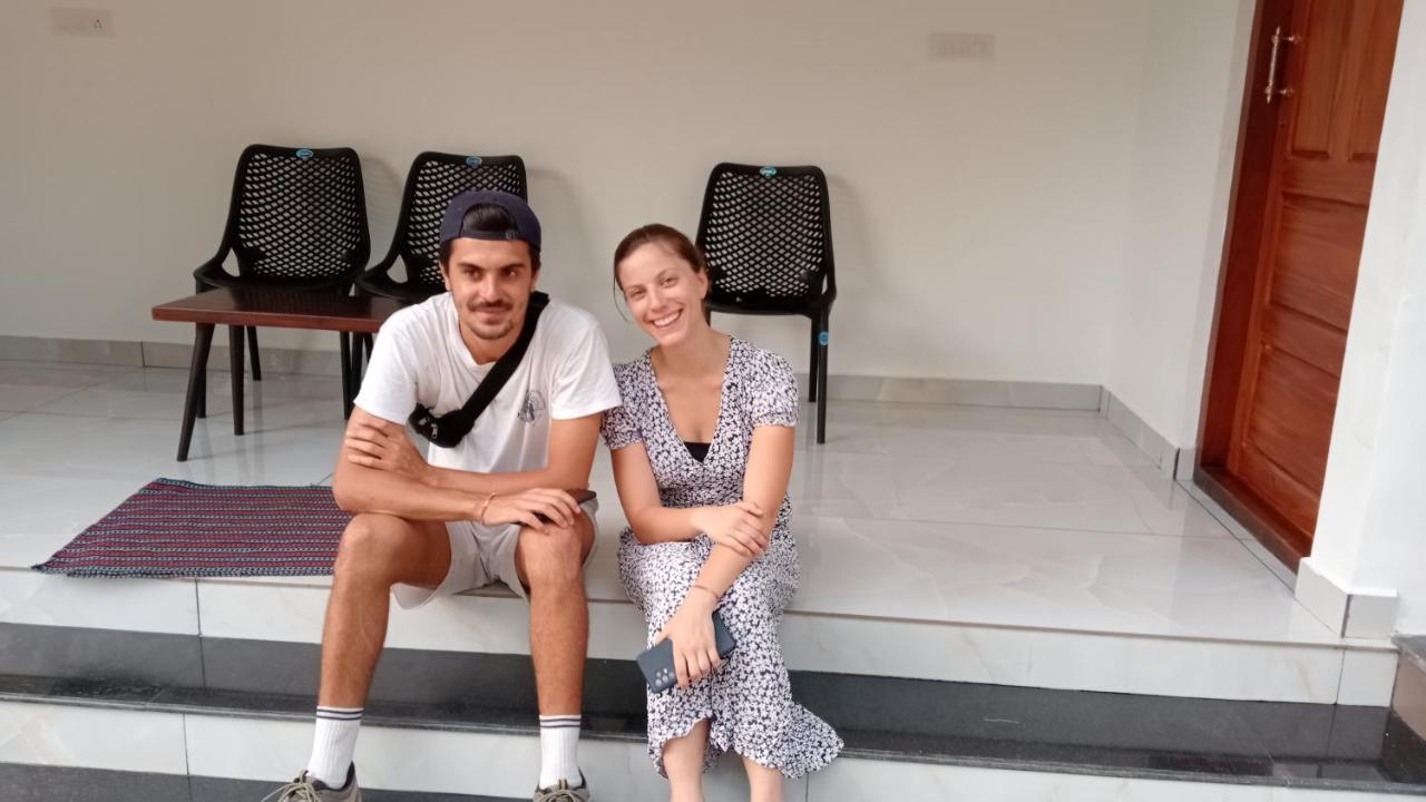 Prakruthi Residency Munroeisland Apartman Mundrothuruth Kültér fotó