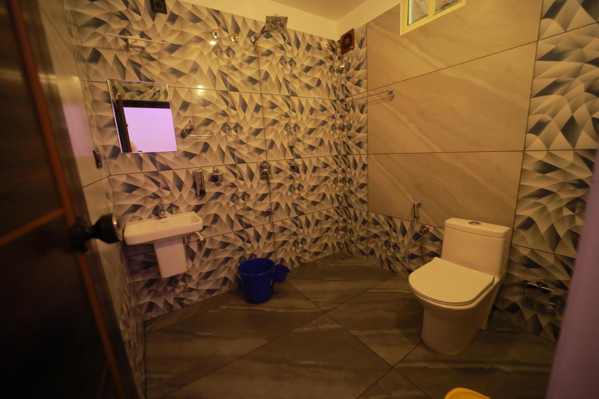 Prakruthi Residency Munroeisland Apartman Mundrothuruth Kültér fotó