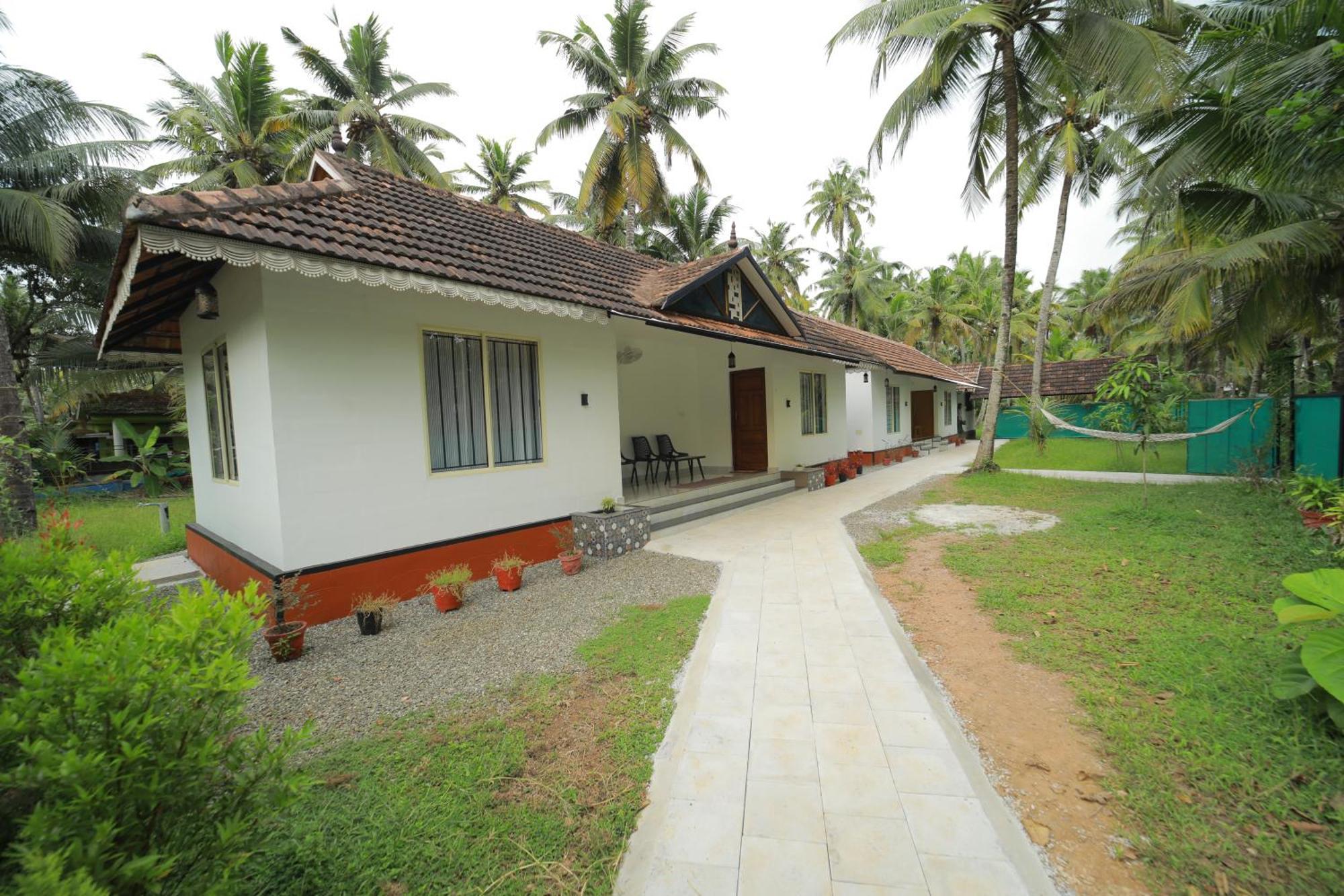 Prakruthi Residency Munroeisland Apartman Mundrothuruth Kültér fotó
